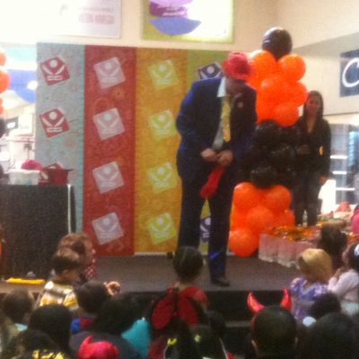 Zauberer "Magic Rossi" (Köln) - Kinderzauberei für Kinderparties, Familienfeste, Kindergeburtstag und mehr!