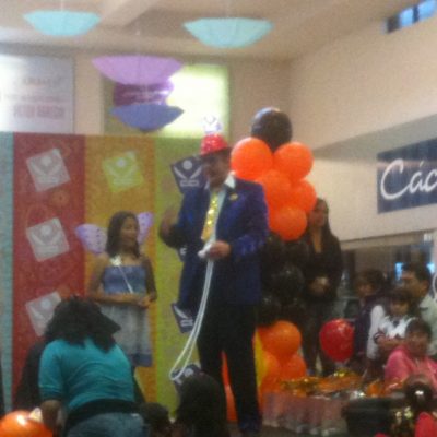 Zauberer "Magic Rossi" (Köln) - Kinderzauberei für Kinderparties, Familienfeste, Kindergeburtstag und mehr!
